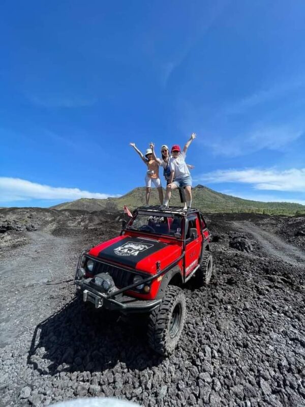 SUN RISE BLACK LAVA  BLACK SAND JEEP TOUR - Image 9