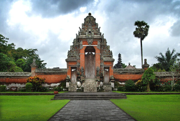 Tanah Lot  Sunset Tours